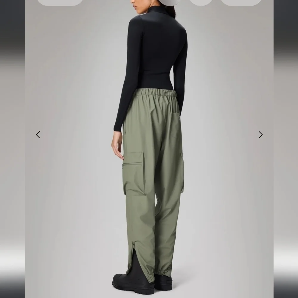 NWT! RAINS, UNISEX, Cargo Rain Pants, Regular W3, Drift, Size Small, MSRP $140